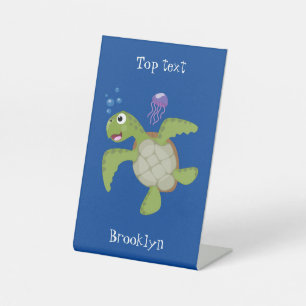 Cute green zee schildpad happy cartoon illustratie reclamebord met voetstuk