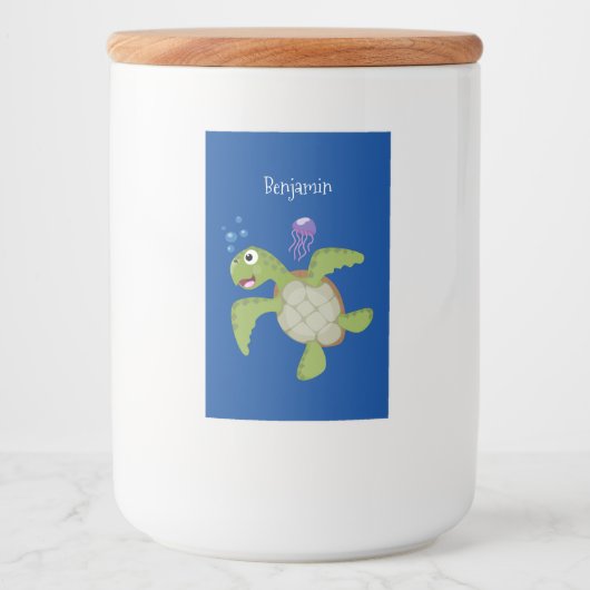 Cute green zee schildpad happy cartoon illustratie voedselcontainer etiket (Voorkant)