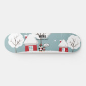 Cute Grey Baby pinguin in wintersneeuw Persoonlijk Skateboard (Horizontaal)