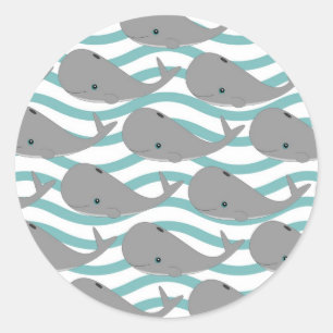 Cute Grey Baby Whale op de Waves Cartoon Ronde Sticker