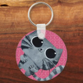 Cute Grey Cat met grote zwarte ogen Sleutelhanger (Voorkant)