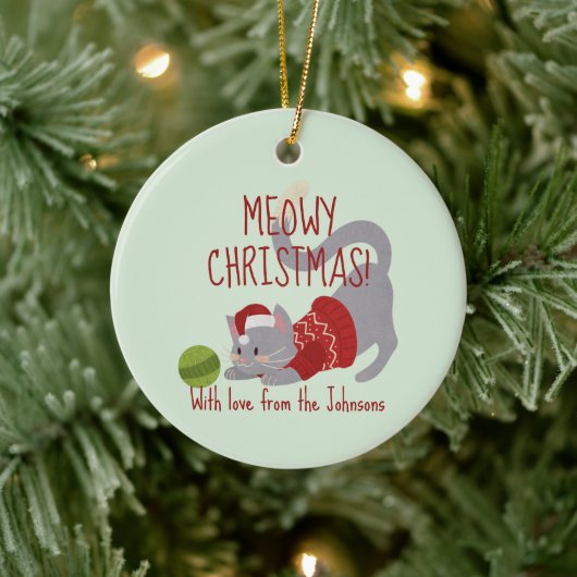 Cute Grey Cat met kerstPet Keramisch Ornament (Boom)