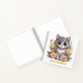 Cute Grey Kitten met Spring Flowers Notitieboek (Binnen)