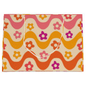 Cute Groovy bloemen patroon op retrogolven Groot Cadeauzakje (Voorkant)