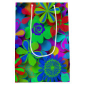 Cute Groovy Flowers Garden Medium Cadeauzakje (Achterkant)