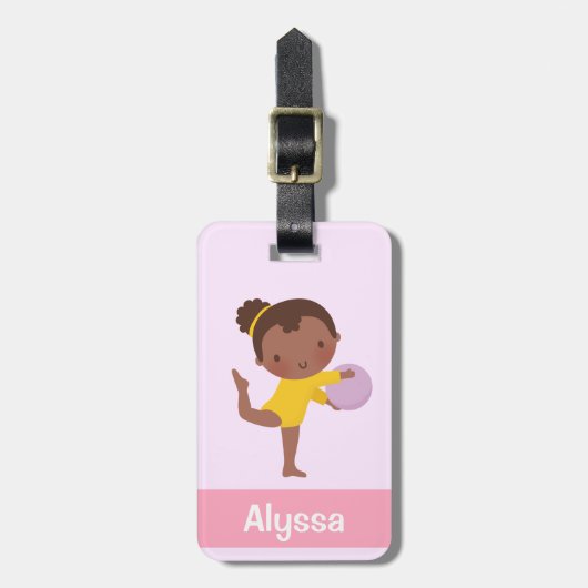 Cute Gymnast Girl met Ball Personalized Bagagelabel (Voorkant verticaal)