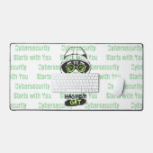 Cute Hacker Kat Illustratie – Cybersecurity cadeau Bureaumat (Keyboard & Muis)