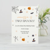Cute Halloween Birthday Party Two Spooky Invitatio Kaart (Staand voorkant)