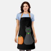 Cute Halloween Cat en Pumpkin Schort (Gedragen)
