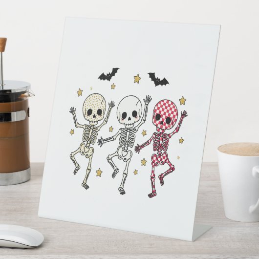 Cute Halloween Dancing Skeletons Reclamebord Met Voetstuk (Insitu)