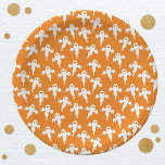 Cute Halloween Ghost Sinaasappel Papieren Bordje<br><div class="desc">Veel kleine witte geesten op een oranje achtergrond. Een leuk patroon voor hen die van schattige en spookachtige dingen houden. Bijzonder goed voor Halloween. Originele kunst van Nic Squirrell.</div>