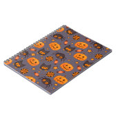 Cute Halloween Pattern Paarse Achtergrond Notitieboek (Linkerzijde)