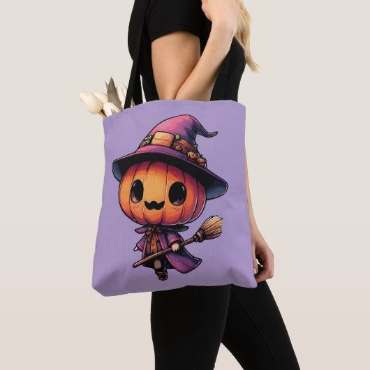 Cute Halloween pumpkin witch Tote Bag (Dichtbij)