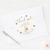 Cute Halloween spookpompoen baby shower Ronde Sticker (Envelop)