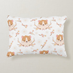 Cute Hamster Face and Pink Flowers Pattern Accent Kussen