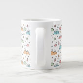 Cute Hand Drawn Mountain Scene Pattern Grote Koffiekop (Achterkant)