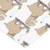 Cute happy alpaca met vlinder cartoon tafelkleed (Gekanteld)