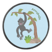 Cute happy baby gorilla cartoon illustratie hockey puck (Voorkant)