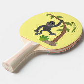 Cute happy baby gorilla cartoon illustratie tafeltennisbatje (Voorkant Gekanteld)