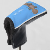 Cute happy baby platypus cartoon illustratie golfheadcover (3/4 voorkant)