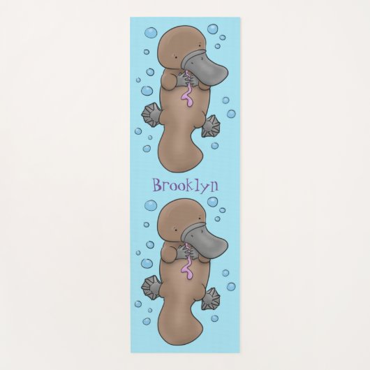 Cute happy baby platypus cartoon illustratie yogamat (Voorkant)