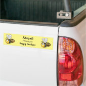 Cute happy bee cartoon illustratie bumpersticker (Op Truck)