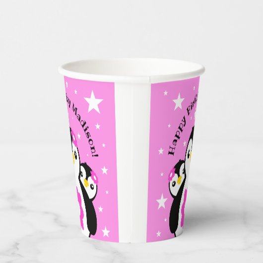 Cute Happy Birthday Girl Penguins Pink Flowers Papieren Bekers (Rechts)