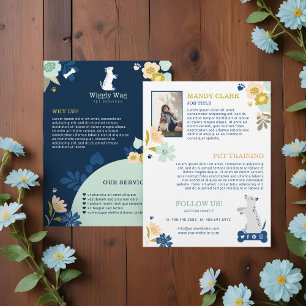 Cute Happy Dog Floral botanische marinehuisjes Flyer