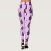 Cute happy eggplant cartoon leggings (Achterkant)