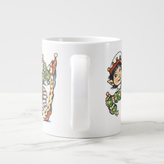 Cute Happy Elf Danser, Retro Kerstmis Cartoon Grote Koffiekop (Achterkant)