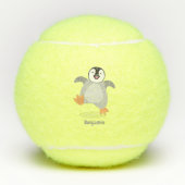 Cute happy emperor pinguin chick cartoon tennisballen (Voorkant)