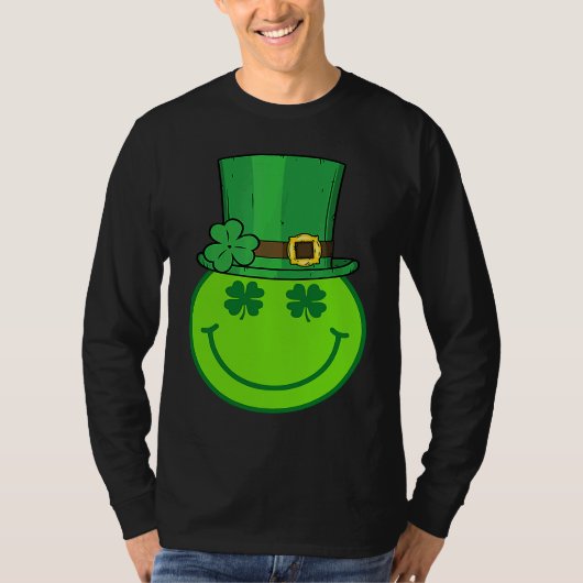 Cute Happy Face Leprechaun  St Patricks Day Irish  T-shirt (Voorkant)