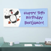 Cute happy fly puffin blue cartoon illustratie spandoek (Beurs)