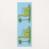 Cute happy green brontosaurus dinosaur cartoon yogamat (Voorkant)