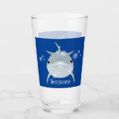 Cute happy kawaii dolphin cartoon glas (Voorkant)