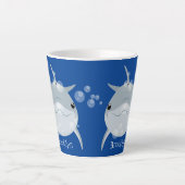 Cute happy kawaii dolphin cartoon latte mok (Voorkant)