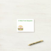 Cute happy kawaii hamburger cartoon post-it® notes (Op bureau)