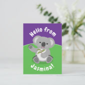 Cute happy koala waving cartoon illustratie briefkaart (Staand voorkant)