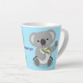 Cute happy koala waving cartoon illustratie latte mok (Rechterhoek)