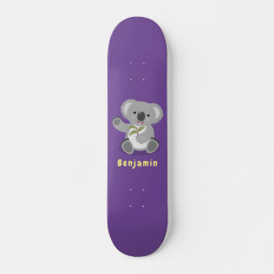 Cute happy koala waving cartoon illustratie persoonlijk skateboard
