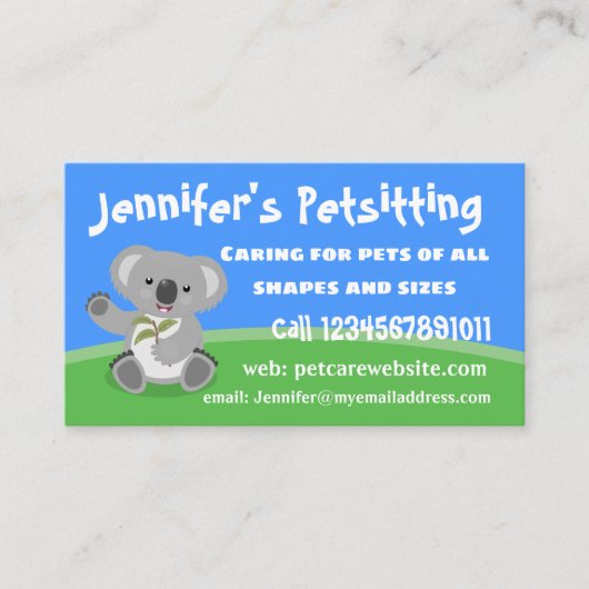 Cute happy koala waving cartoon illustratie visitekaartje (Voorkant)