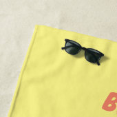 Cute happy milk carton cartoon strandlaken (In situ)