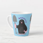 Cute happy mole cartoon illustratie latte mok (Linkerhoek)