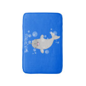 Cute happy narwhal bubbles cartoon illustratie badmat (Voorkant Verticaal)