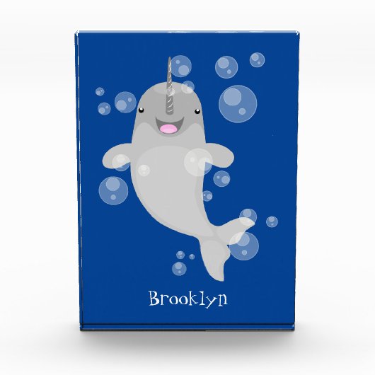 Cute happy narwhal bubbles cartoon illustratie fotoblokken (Voorkant)