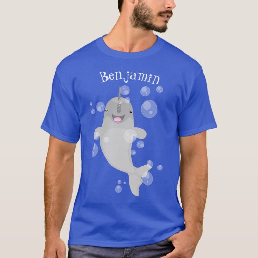 Cute happy narwhal bubbles cartoon illustratie t-shirt (Voorkant)