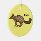 Cute happy numbat cartoon illustratie keramisch ornament (Rechts)