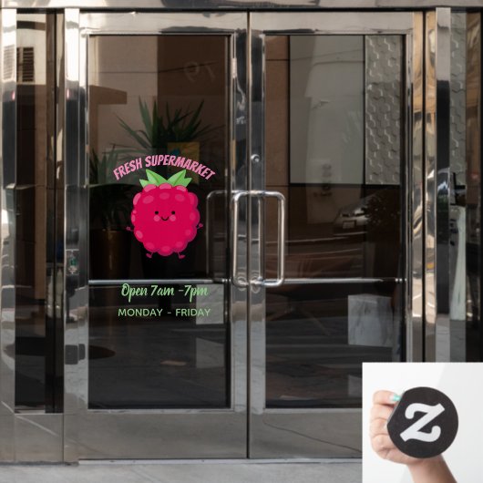 Cute happy raspberry cartoon illustratie raamsticker (Kantoordeur)