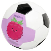 Cute happy raspberry cartoon illustratie voetbal (Drie kwart)