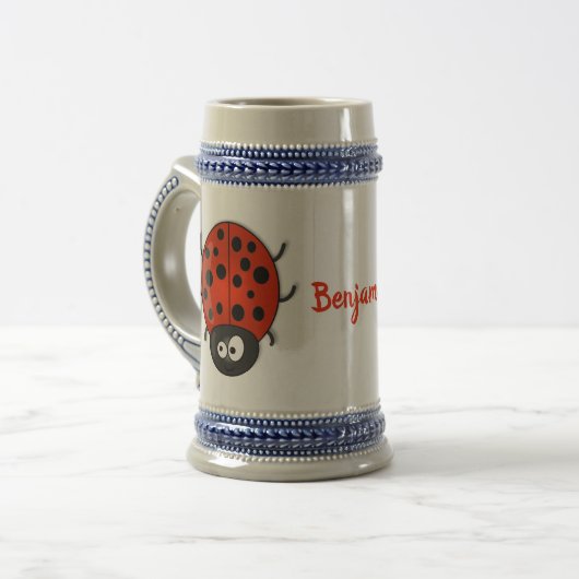 Cute happy red ladybug cartoon afbeelding bierpul (Voorkant links)